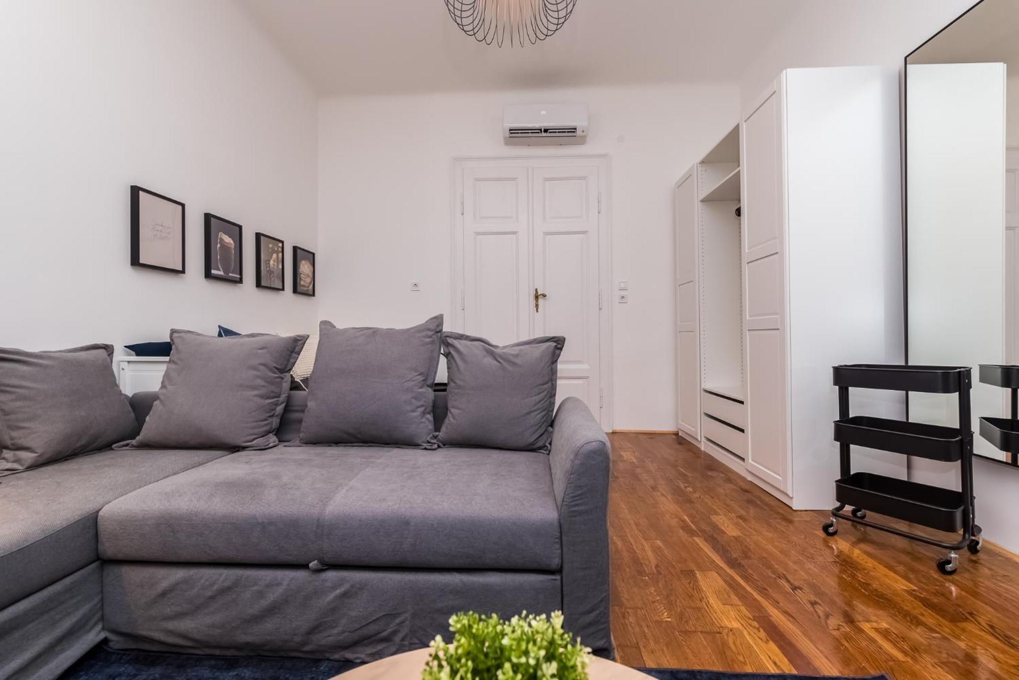 Gozsdu Court Bismarck Apartment Budapest Exterior photo